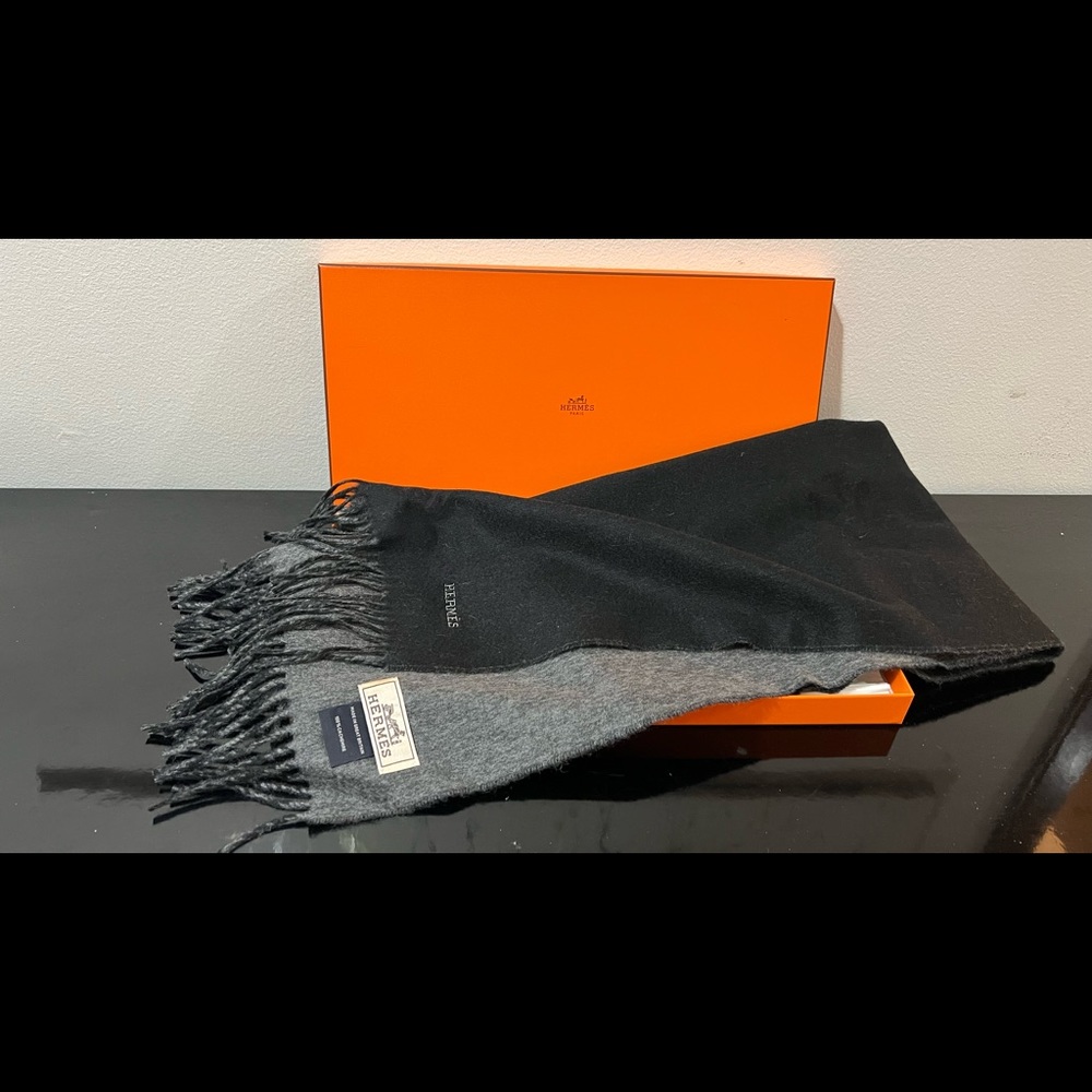 Hermes Unie Broder Muffler for Men - Black - Final Price